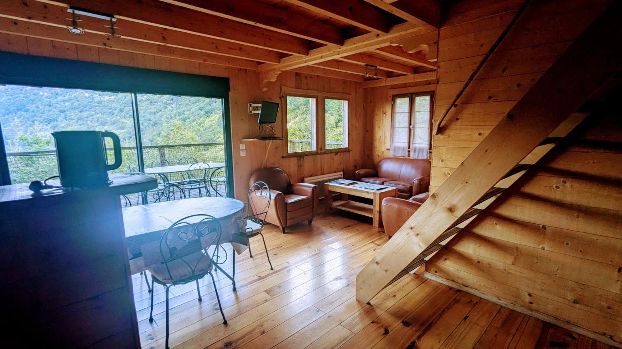 Cabanes Et Lodges Du Belvedere Serrieres-sur-Ain Exteriör bild