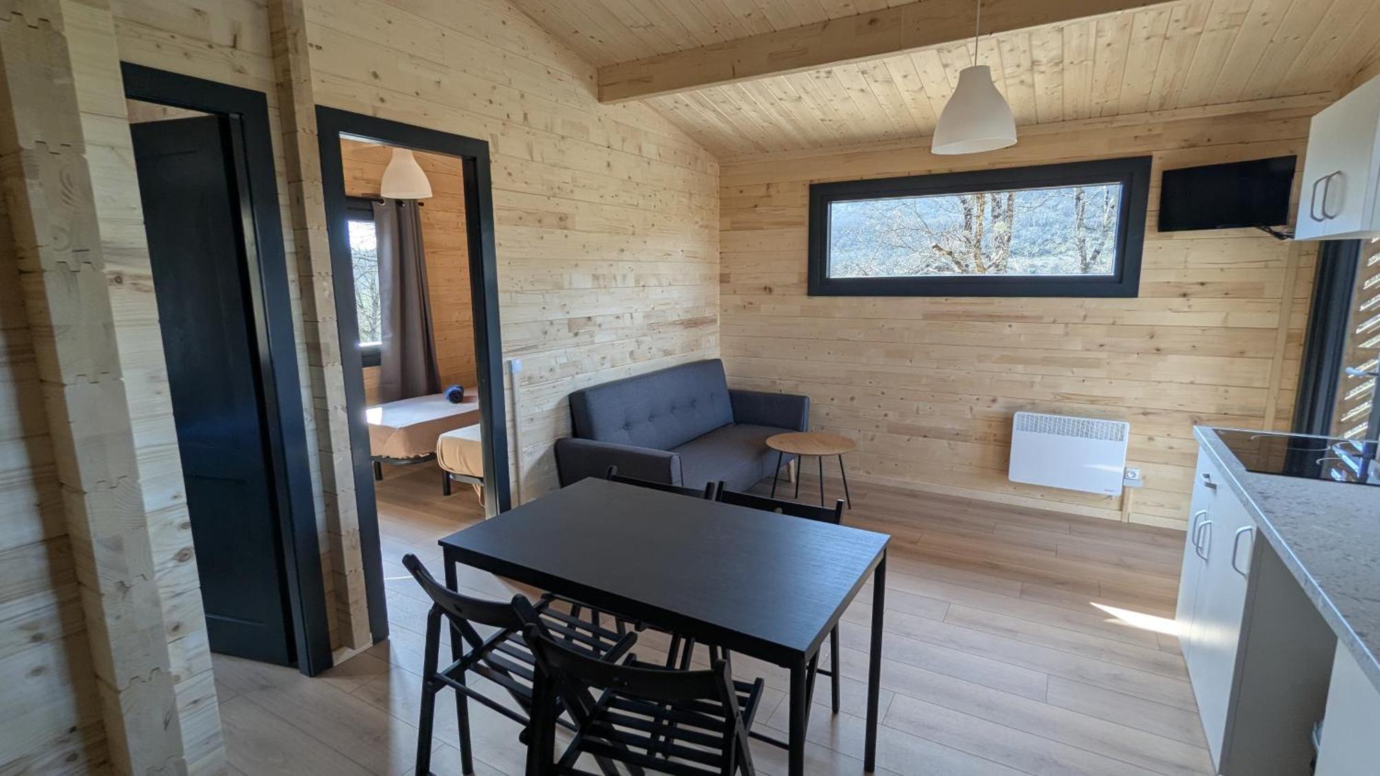 Cabanes Et Lodges Du Belvedere Serrieres-sur-Ain Exteriör bild